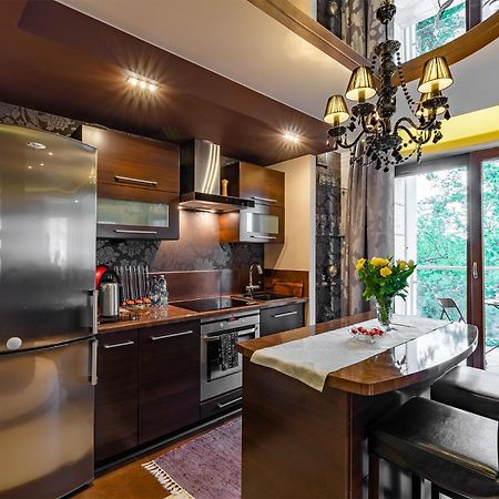 Apartament Rondo Verona - Free, Secure Parking For Guests Wroclaw Bagian luar foto
